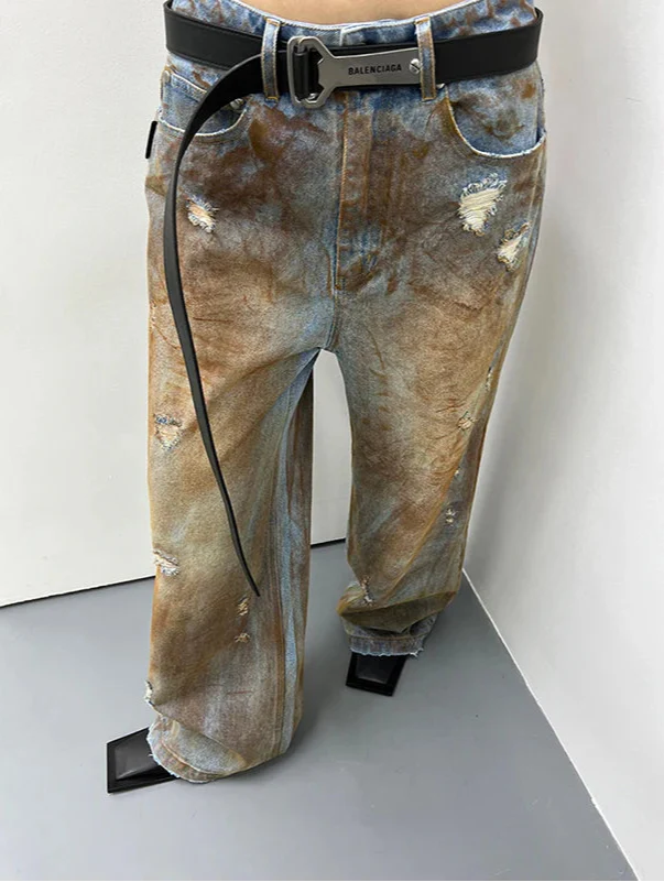 Flexible Streetwear im amerikanischen Hip-Hop-Stil, Rusty Jeans