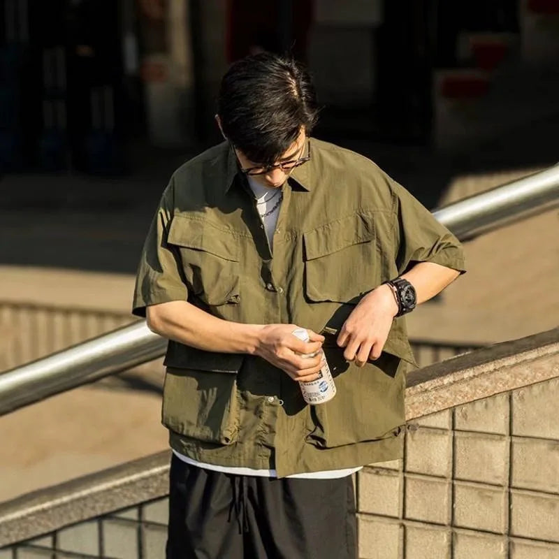 Chemise courte noire japonaise de travail