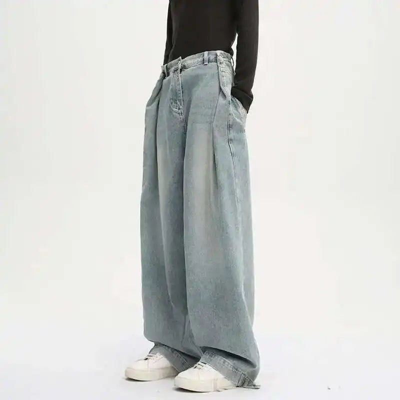 Stilvolle Jeans mit geradem Bein und Ziernähten