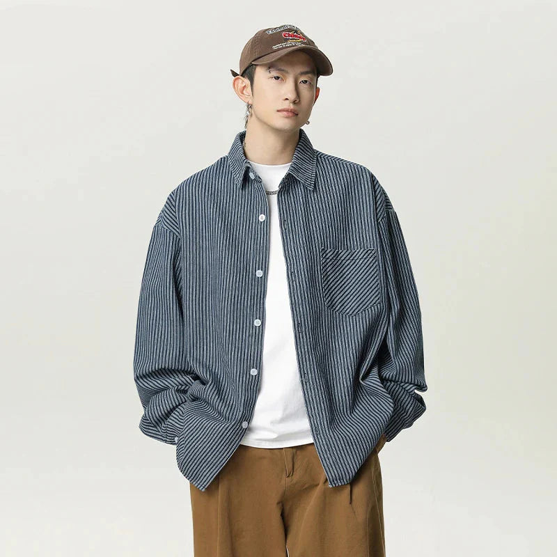 Chemise en jean bleu rayée oversize élégante