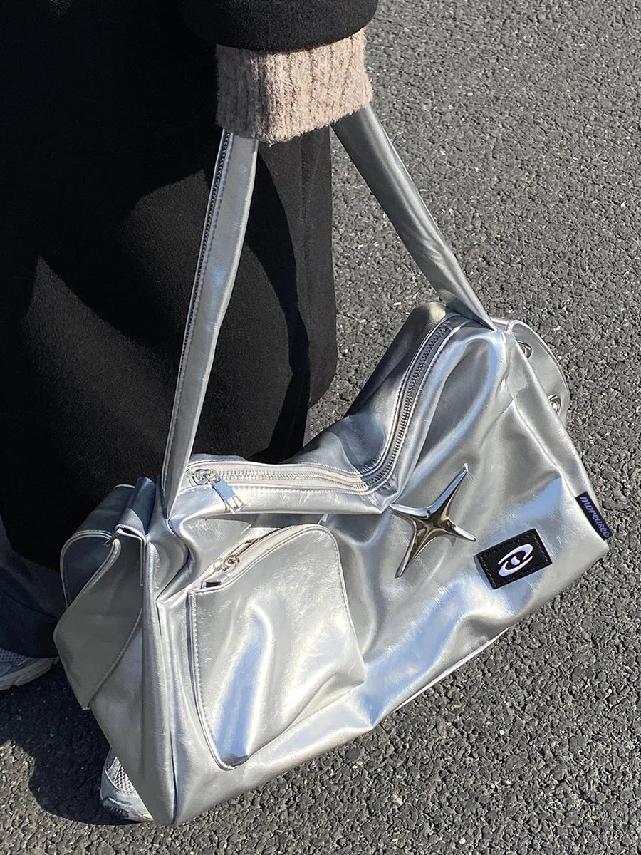 Sac à main de luxe en cuir noir esthétique