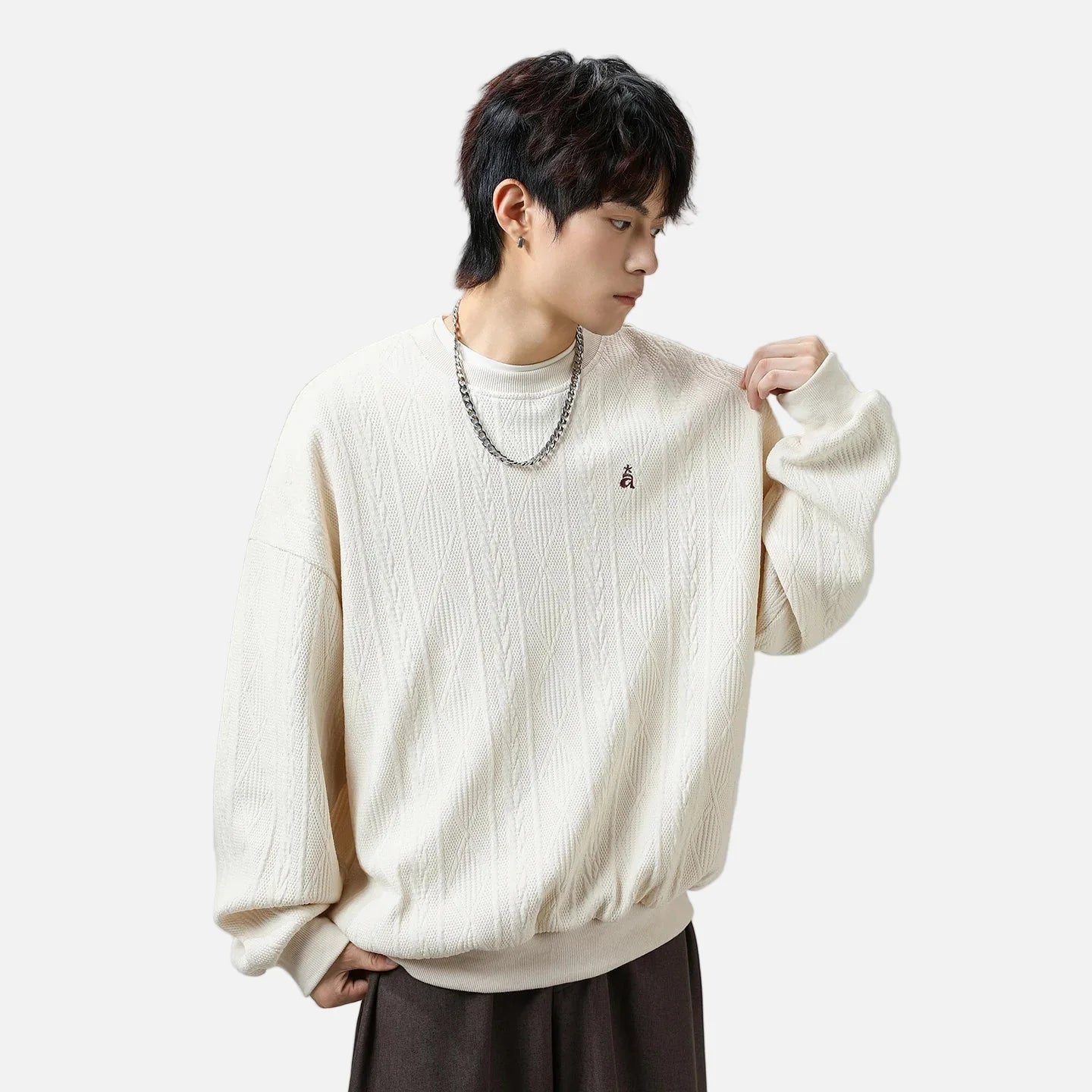 Sweatshirt mit Stickerei in Farbblock-Buchstaben und Rundhalsausschnitt