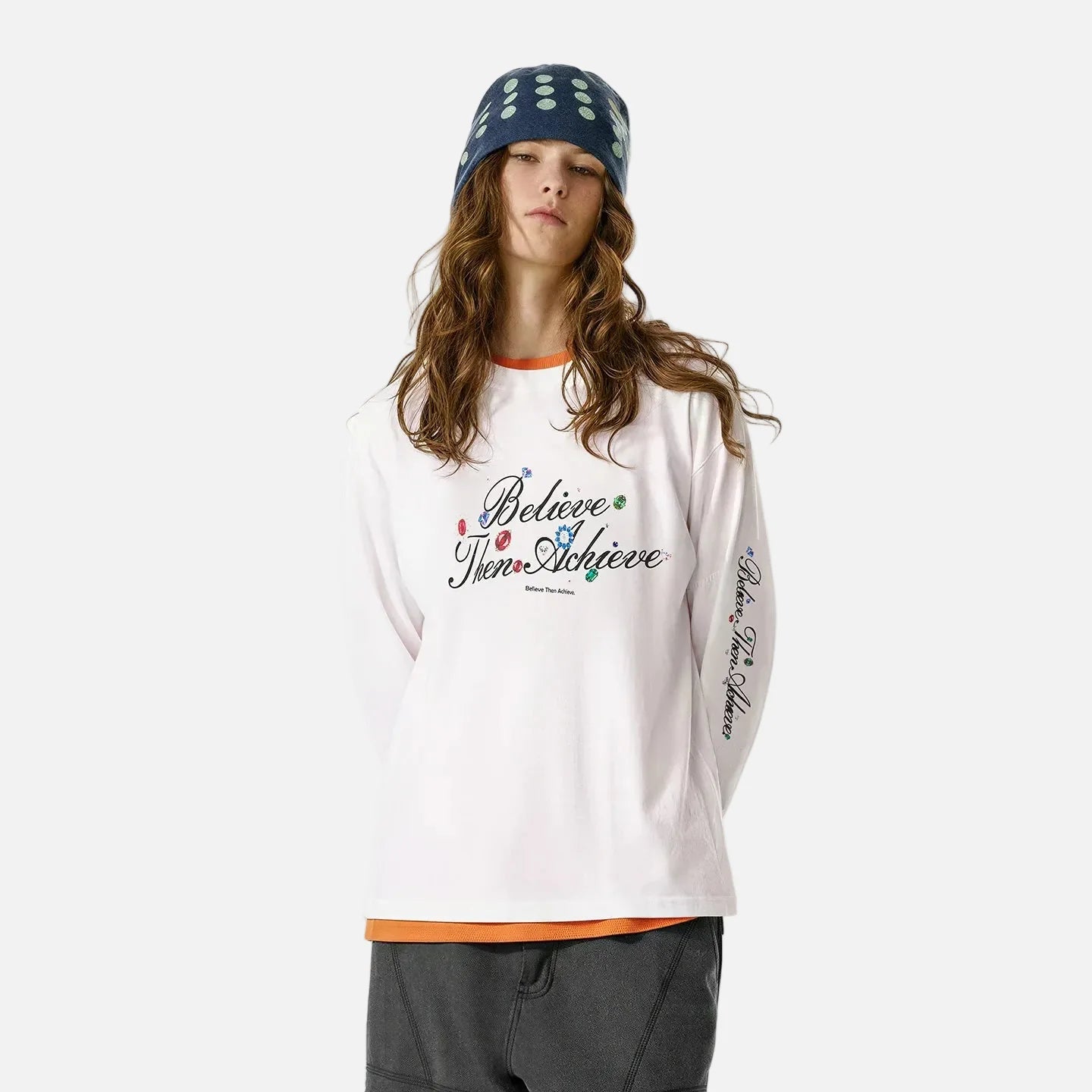 Langarm-T-Shirt mit weichem Edelsteinmuster und Rundhalsausschnitt