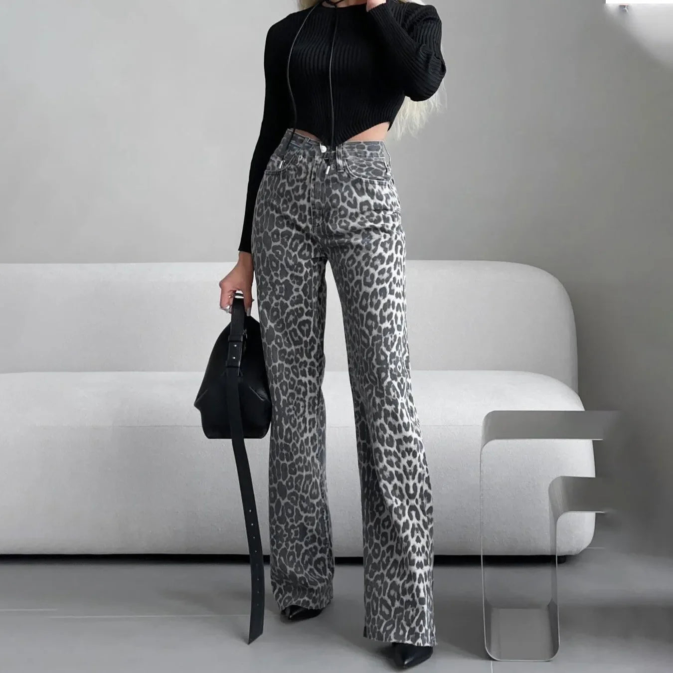 Leoparden-Jeans mit hohem Bund und geradem Bein