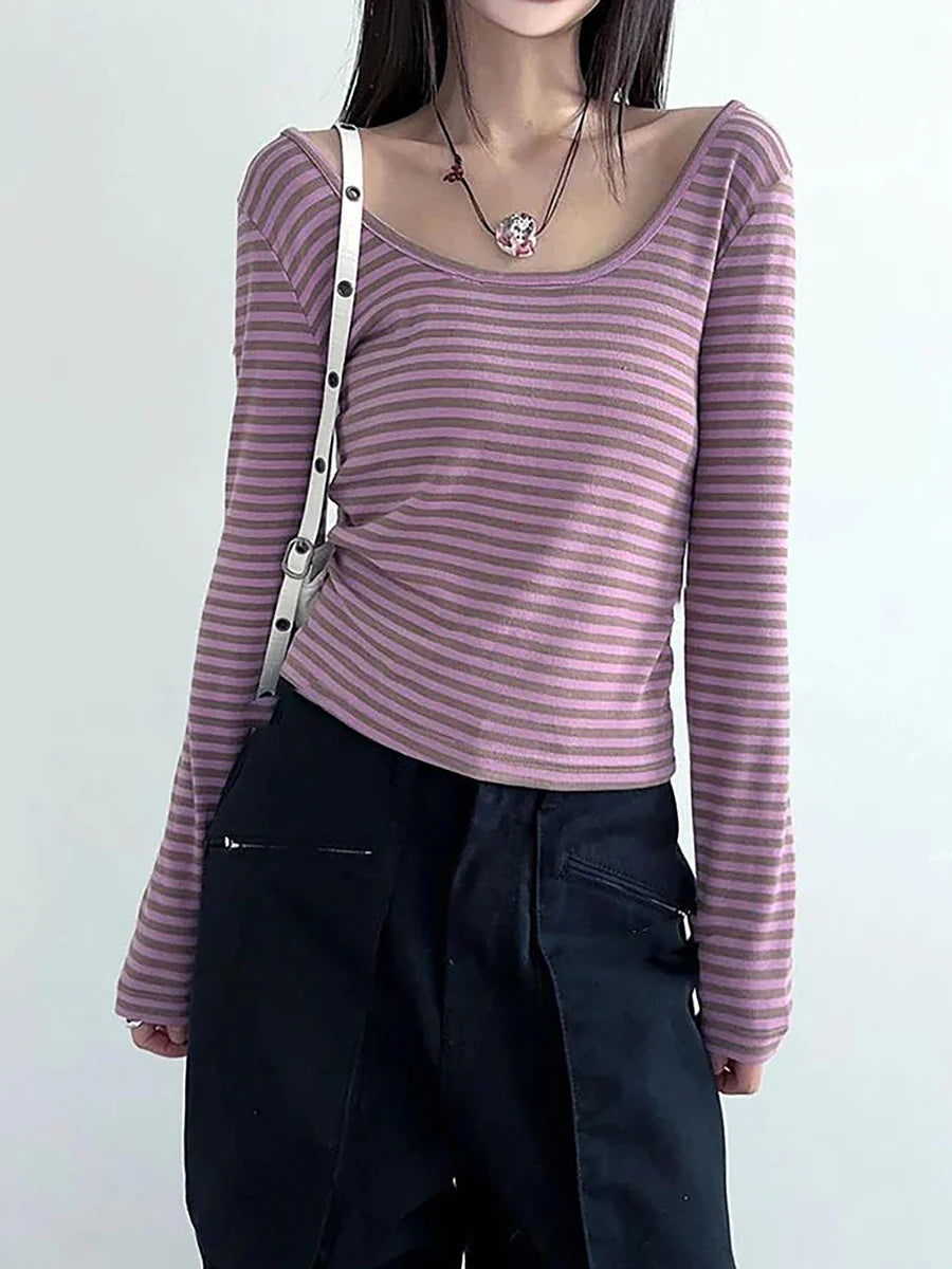 Gestreiftes Langarm-T-Shirt mit U-Ausschnitt