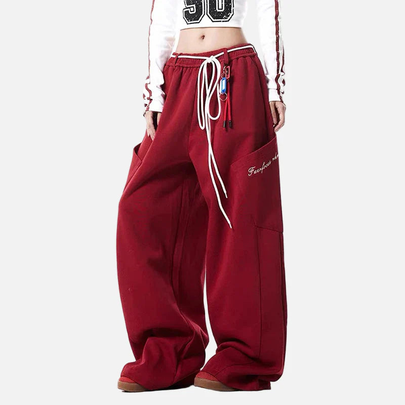 Bequeme Oversize-Sweatpants mit gotischem Y2K-Buchstabenprint