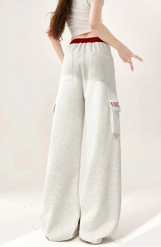 Pantalon de survêtement cargo ample brodé vintage