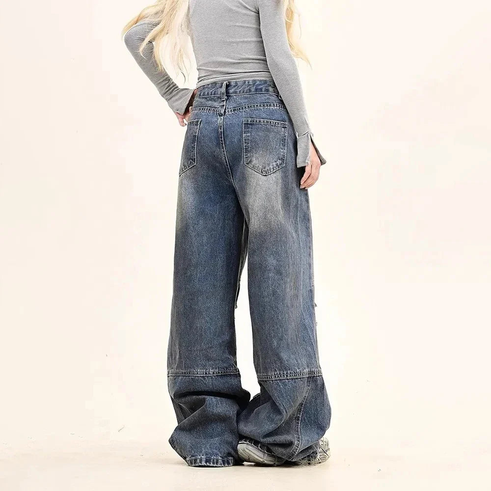 Amerikanische Jeans mit Rissen, einfarbig
