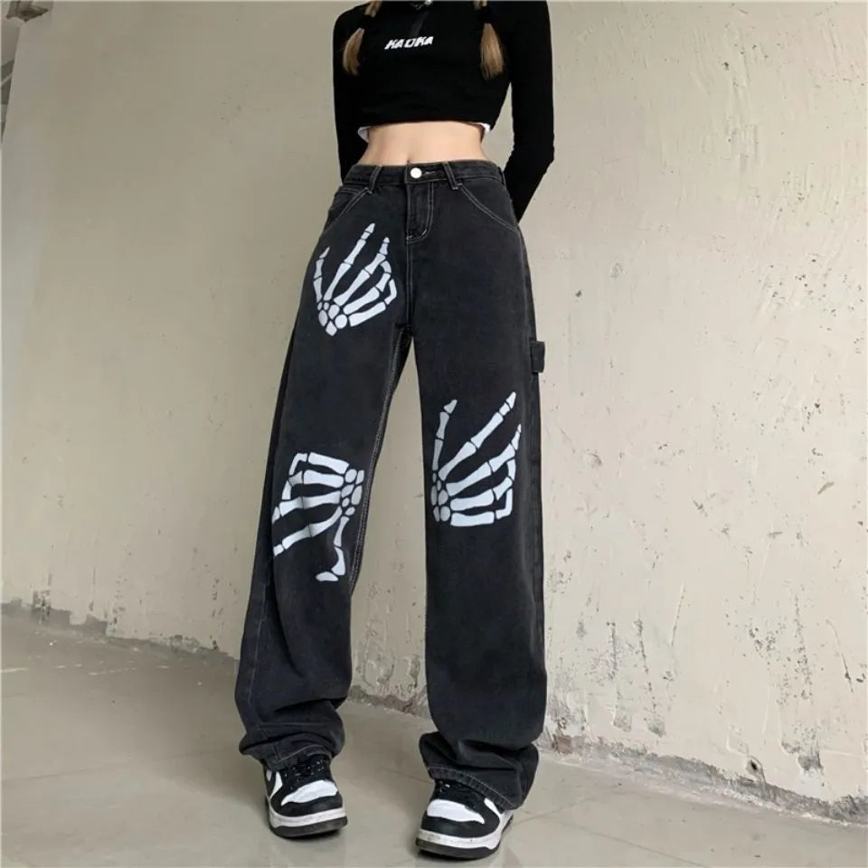 Jeans mit Skeletthandabdrücken aus dem Jahr 2000