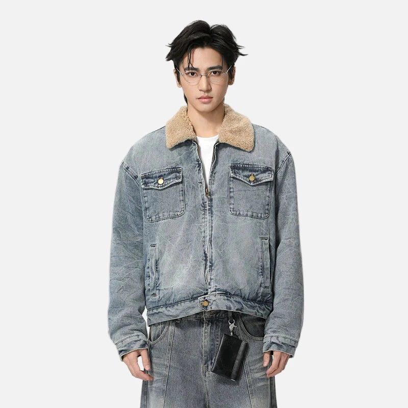 Veste en jean délavée à col en fourrure rabattu, style streetwear