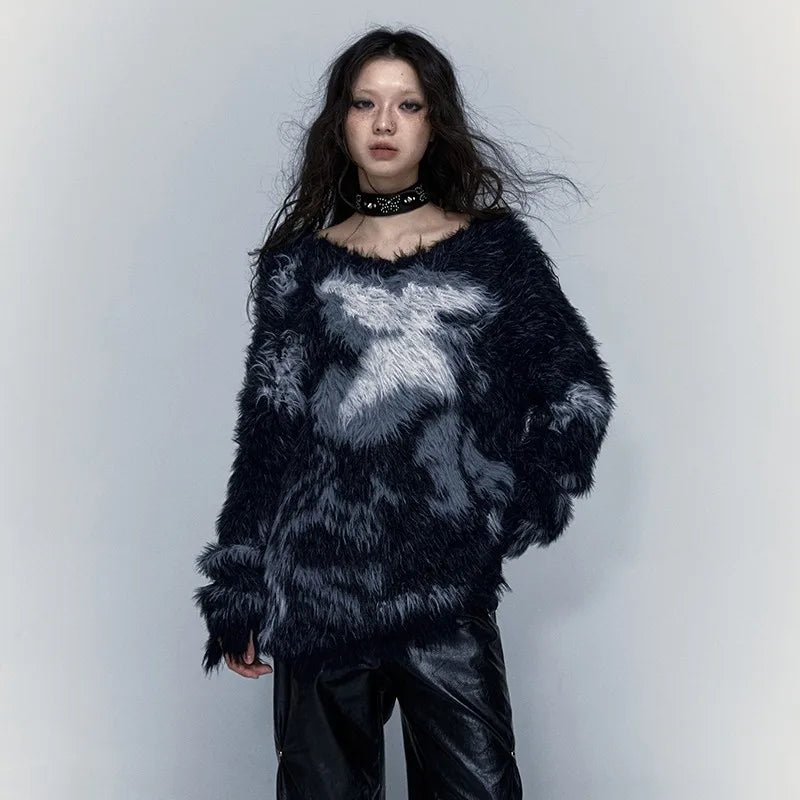 Pull noir à col en V style grunge