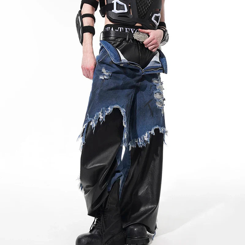 Einzigartige Patchwork-Jeans aus Leder mit bemaltem, weitem Bein