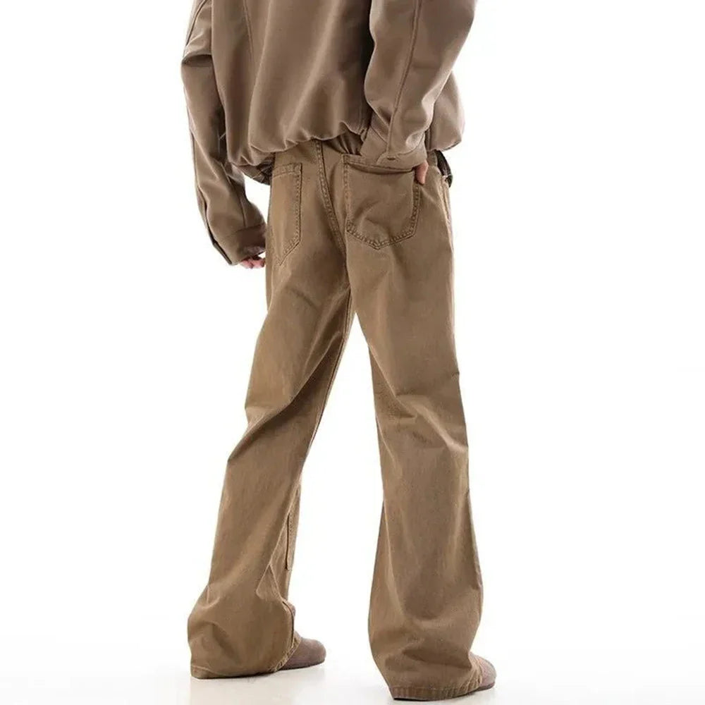 Strapazierfähige Jeans mit Cargotaschen und weitem Bein