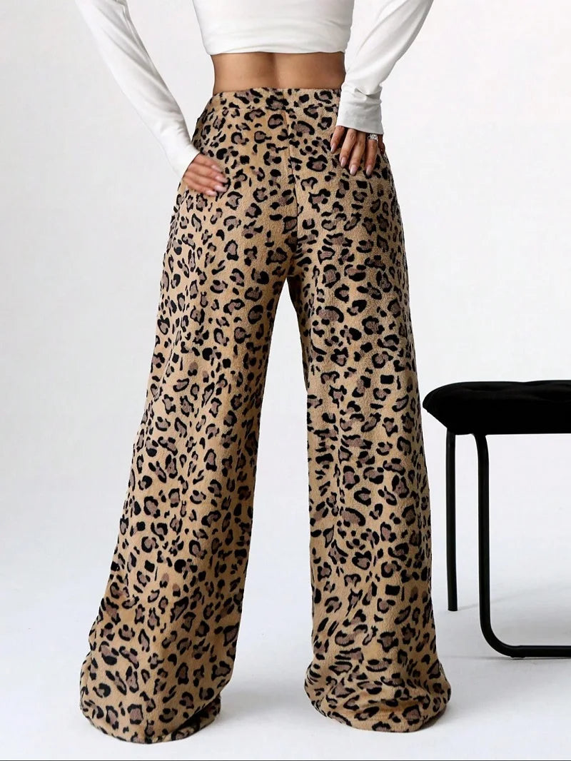 Lässige Freizeithose mit Leopardenmuster