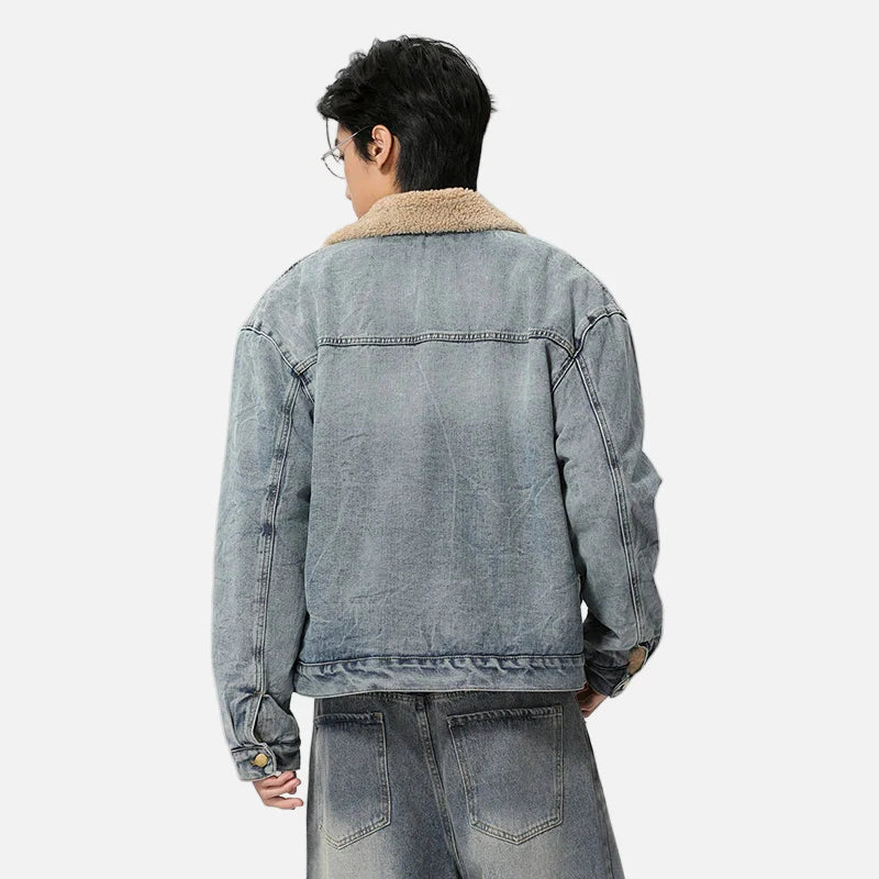 Veste en jean délavée à col en fourrure rabattu, style streetwear