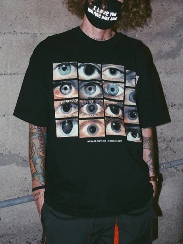 Dunkles, übergroßes Gothic-T-Shirt im Vintage-Stil