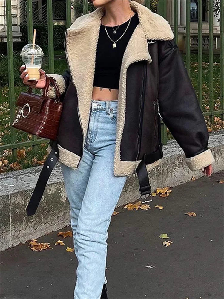 Veste en cuir PU à col à revers esthétique et épurée