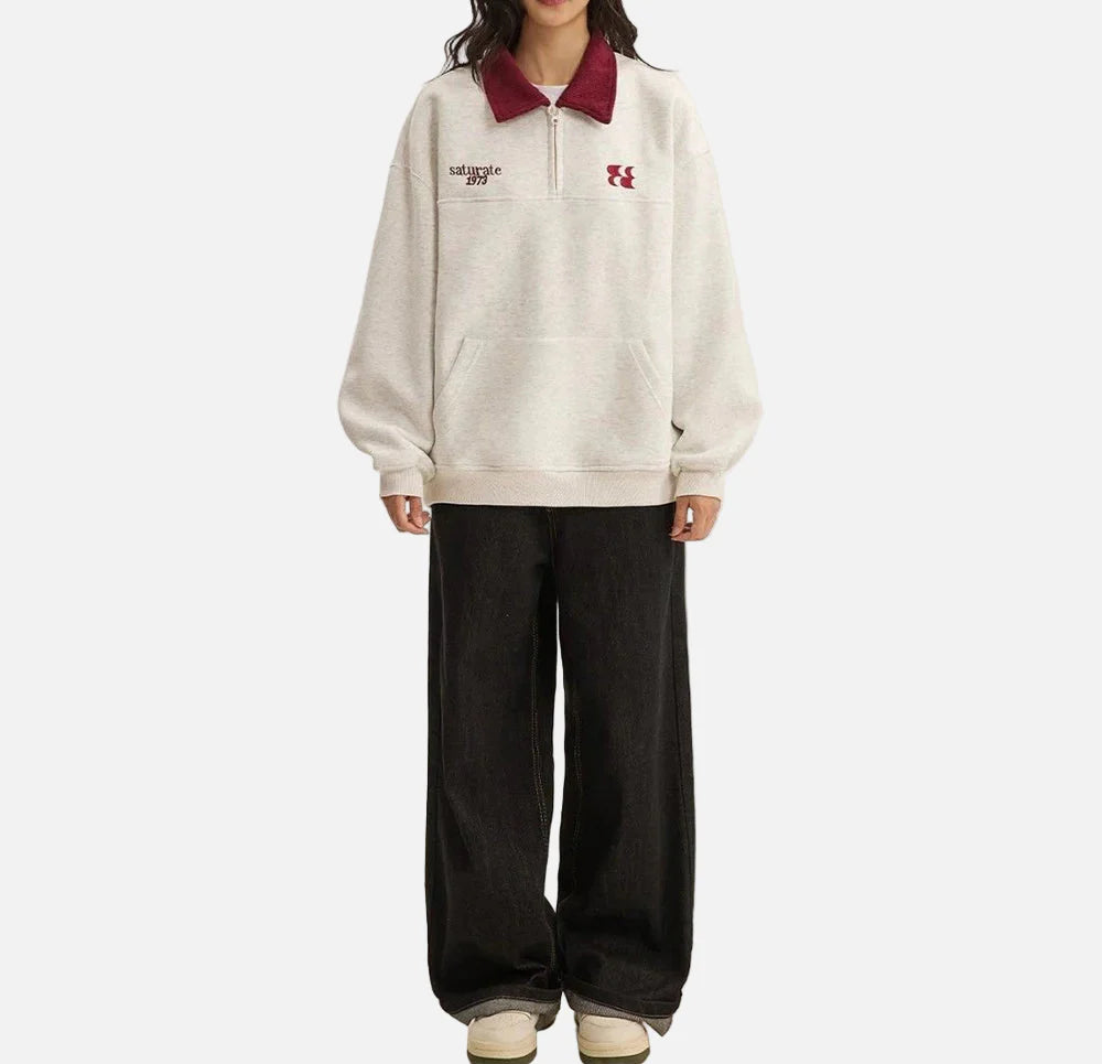 Sweatshirt mit besticktem Samtkragen