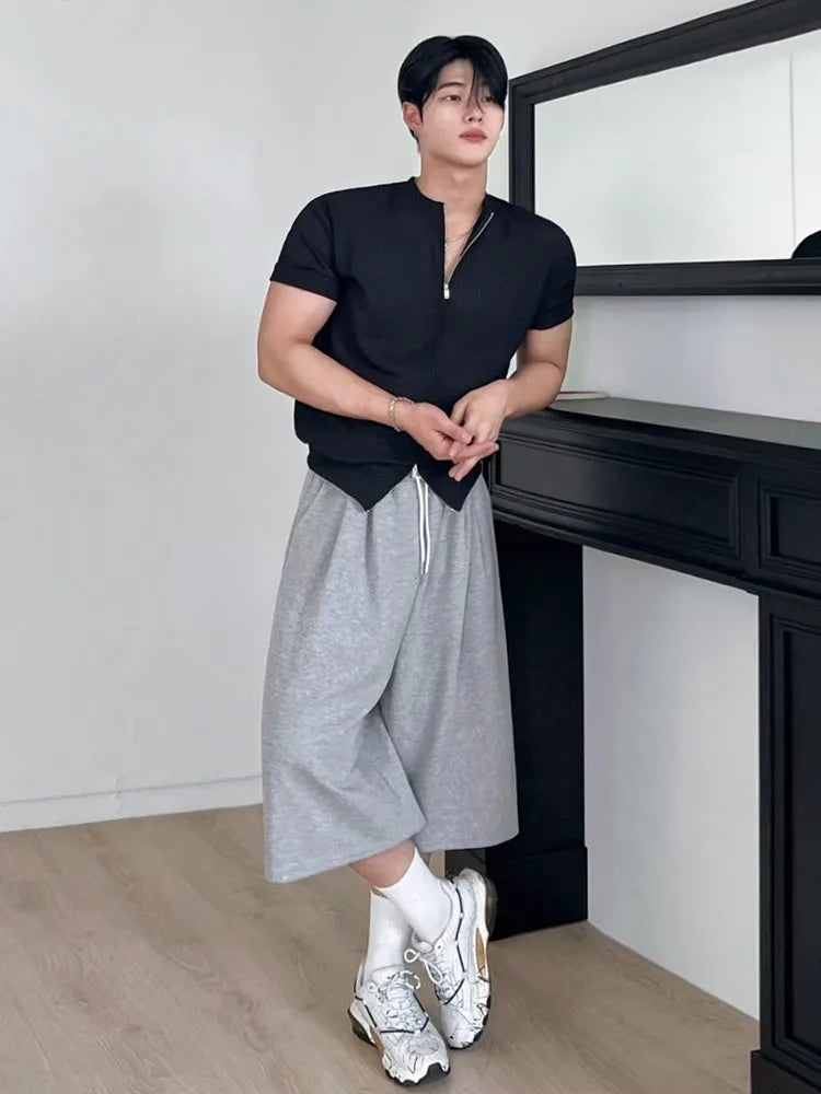 Weiche, graue, lockere Freizeit-Shorts mit Kordelzug