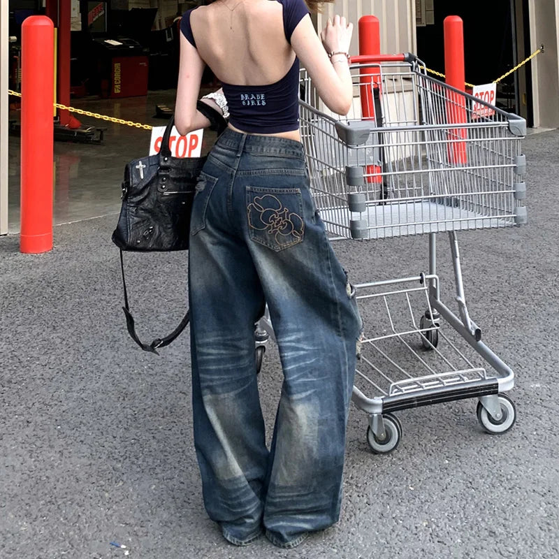 Atmungsaktive, gewaschene Jeans mit Rissen und hohem Bund