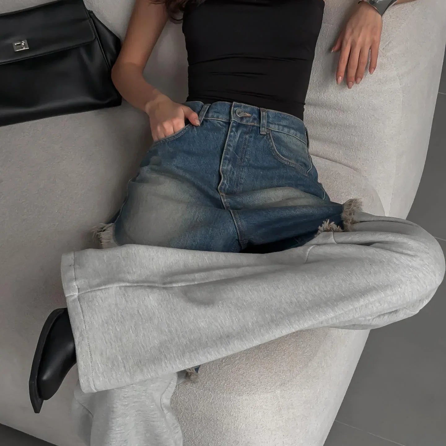 Jeans mit Used-Look und Patchwork-Muster, weit geschnitten