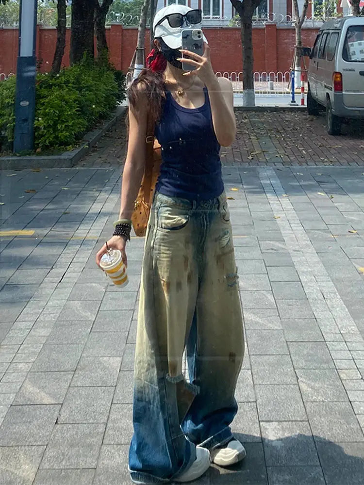 Vintage Sexy Jeans mit Rissen und weitem Bein