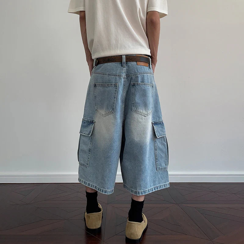 Stil trifft Komfort: Lockere, gerade Cargo-Shorts