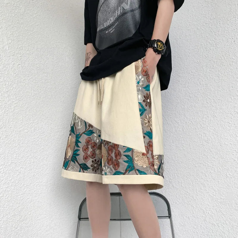 Japanische Streetwear-Shorts mit Blumenstickerei