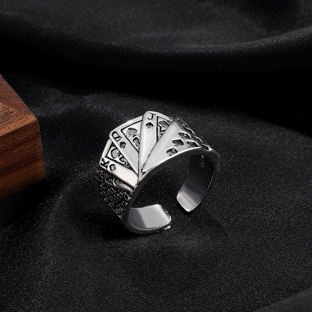 Silberfarbener Retro-Poker-Gothic-Ring