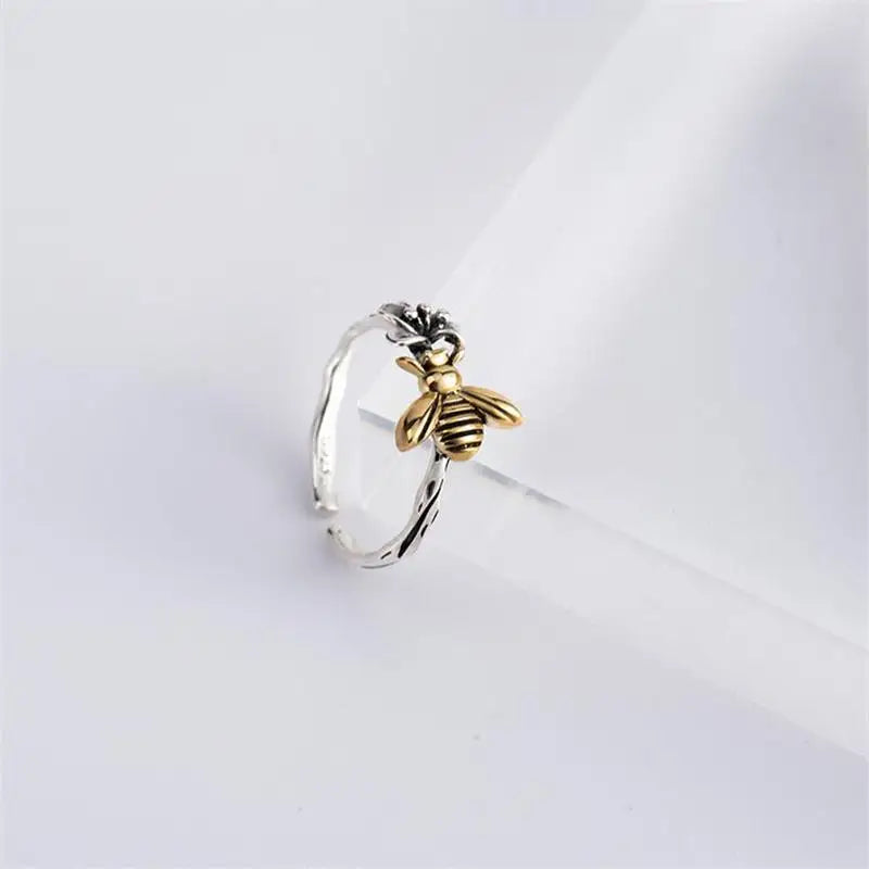 Eleganter Vintage-Ring aus thailändischem Silber mit Bienen- und Blumenmotiv