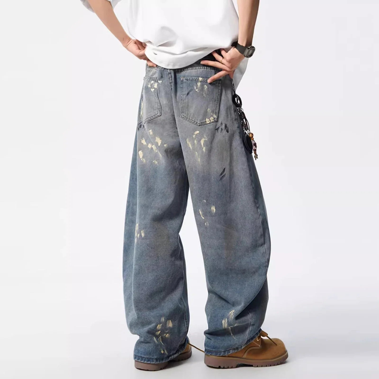Vintage-Sprühfarbe auf gewaschenen Jeans