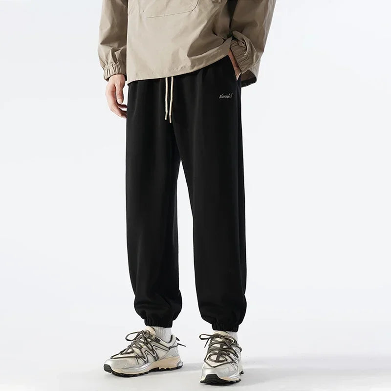 Vintage-Sweatpants mit Buchstabenstickerei und elastischem Bund