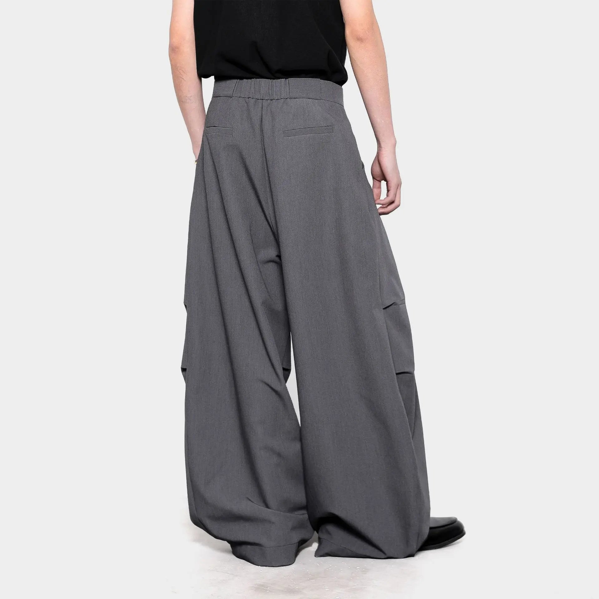 Hübsche Retro-Freizeithose mit dünnem, weitem Bein