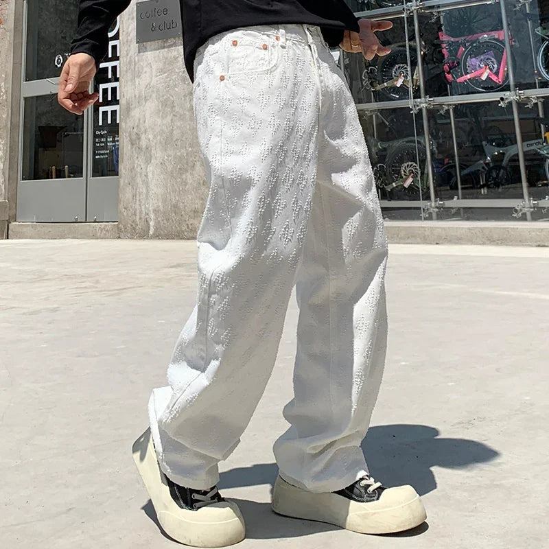 Lässige, lässige High-Street-Klassiker-Straight-Jeans