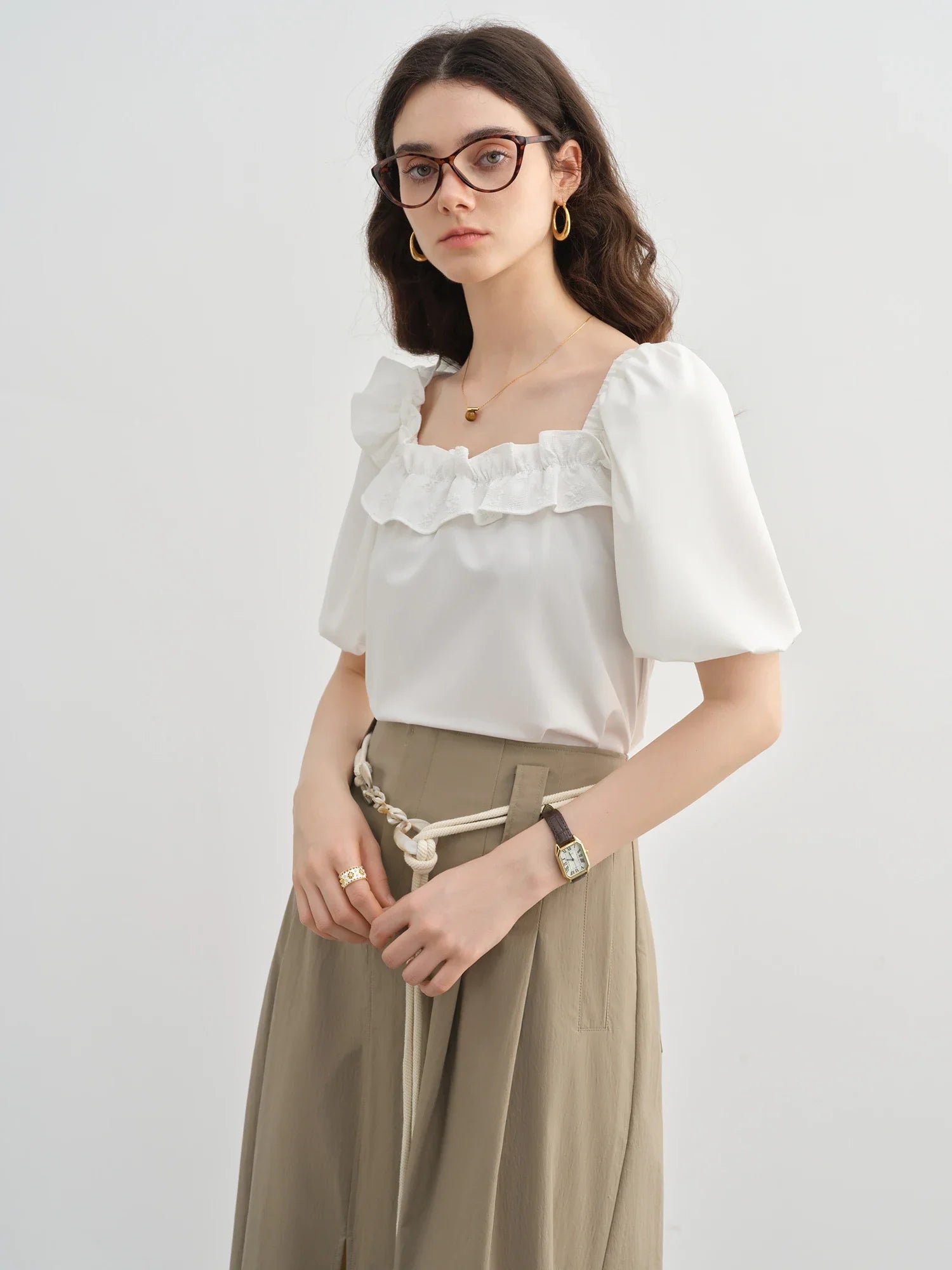 Schlankmachendes, wendbares Sommerkleid mit Ohren
