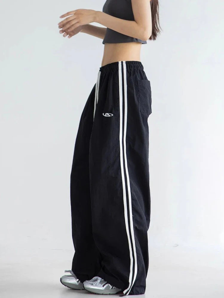 Damen-Jogginghose im Vintage-Stil mit Streifen und hohem Bund