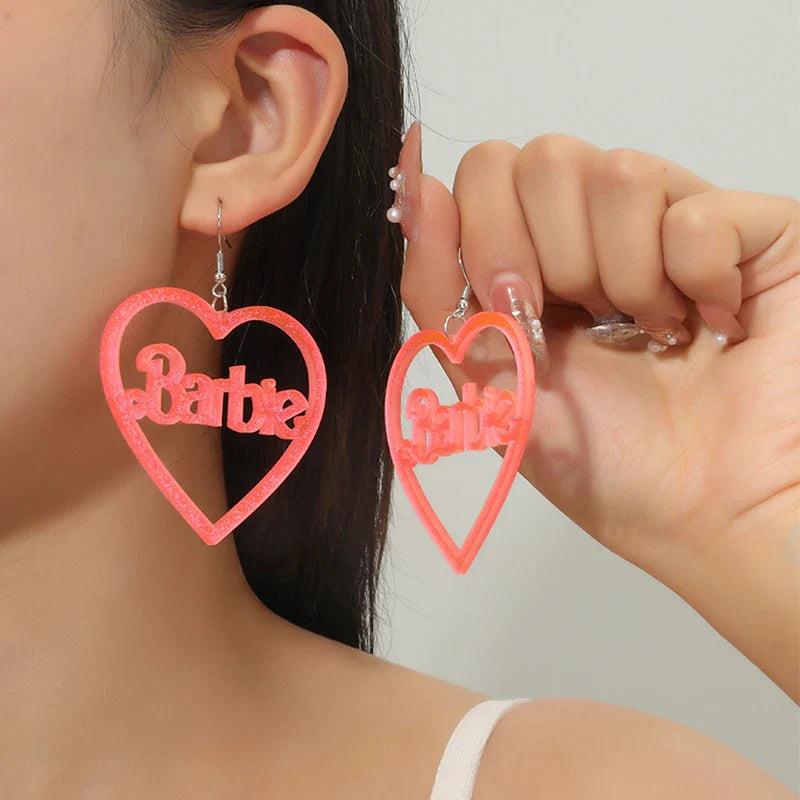 Boucles d'oreilles Barbie en acrylique créatives et luxueuses en forme de cœur