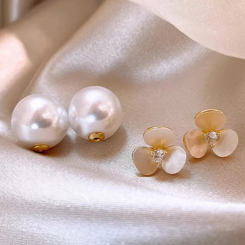 Boucles d'oreilles puces de luxe françaises en perles et fleurs