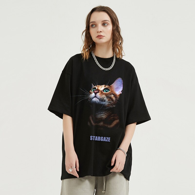 Stargazing Cat Graphic Print T-Shirt