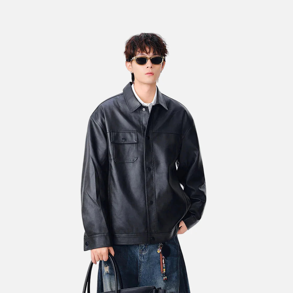 Trendige Jacke mit Reversknopf aus Kunstleder