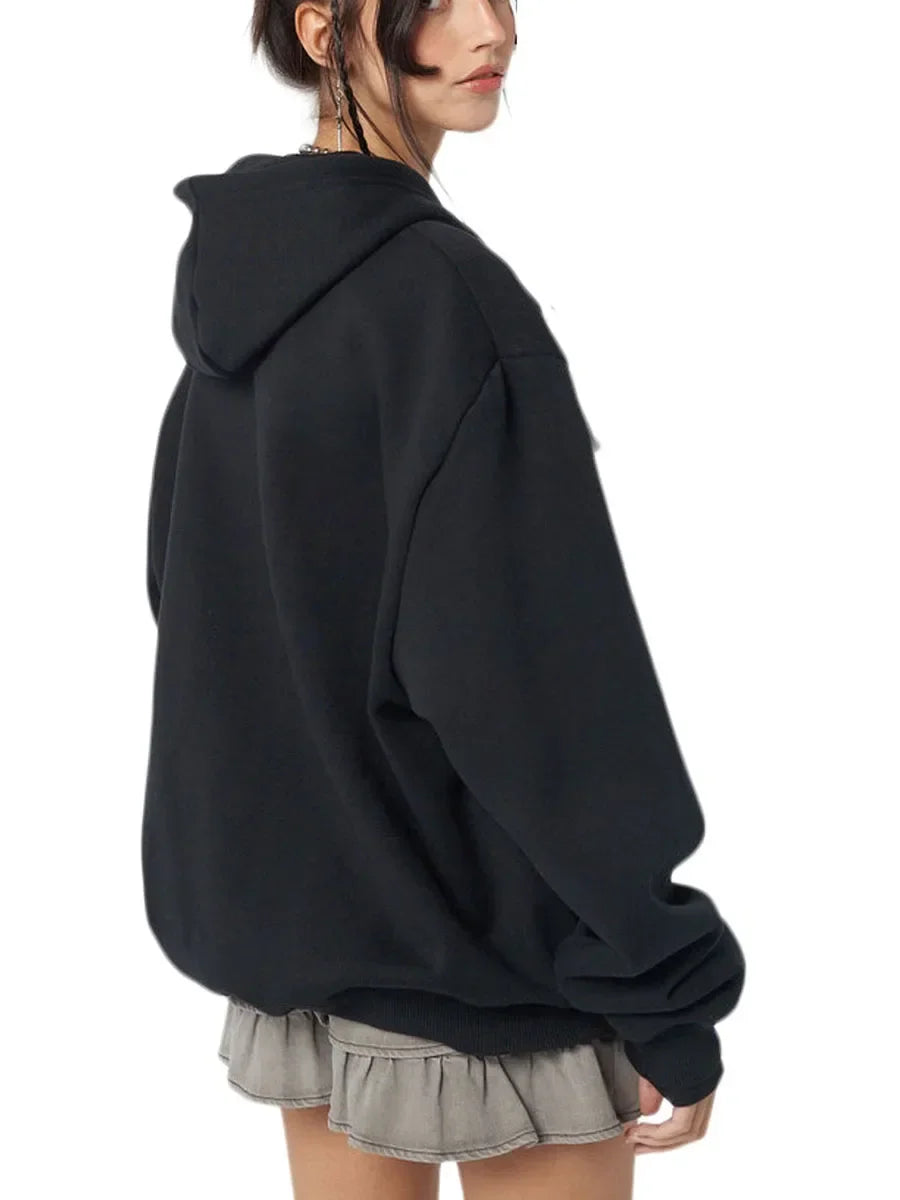 Cooles Streetwear-Sweatshirt mit Gothic-Totenkopf-Print