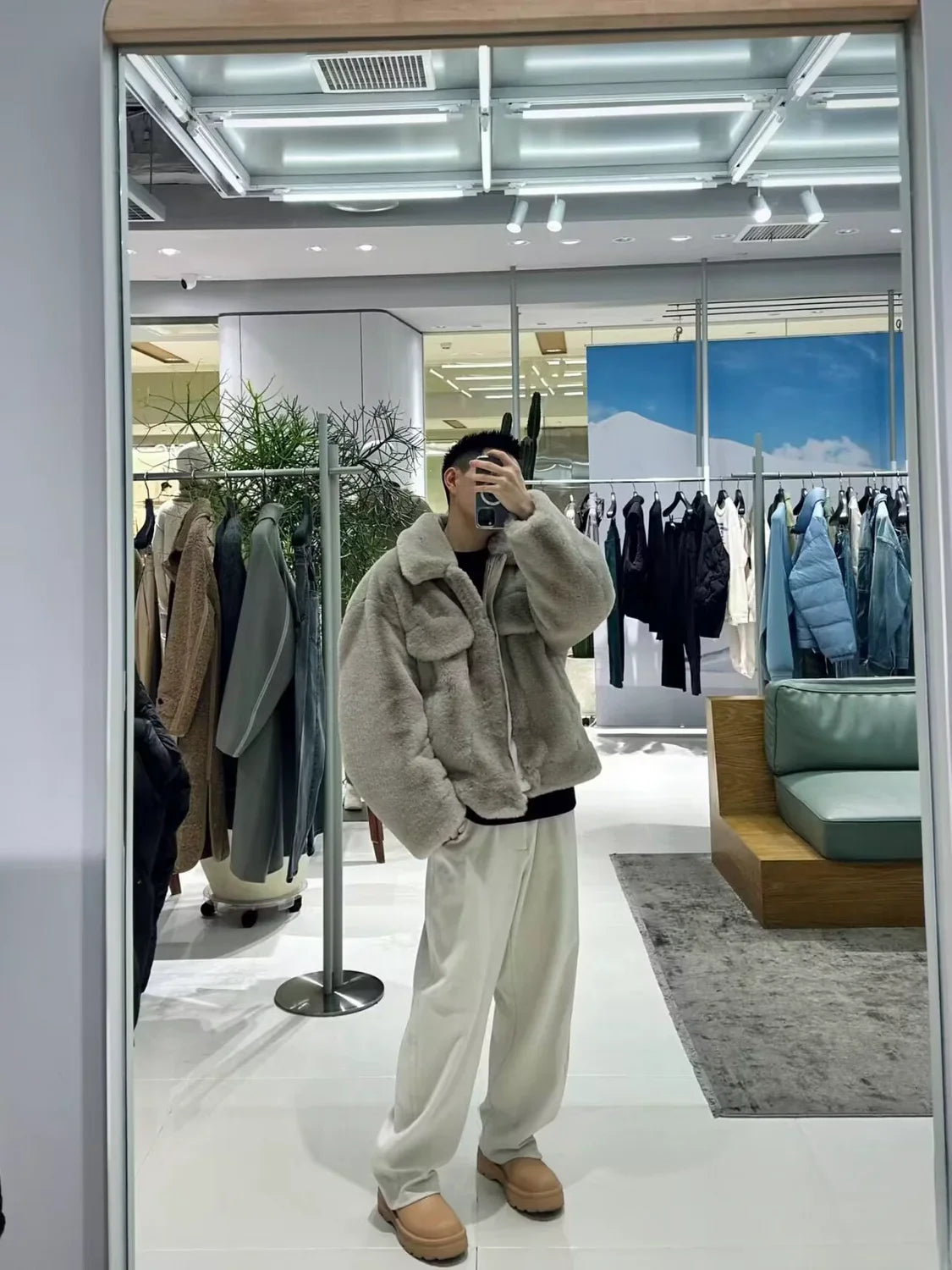 Veste élégante en fausse fourrure peluche à revers boutonnée