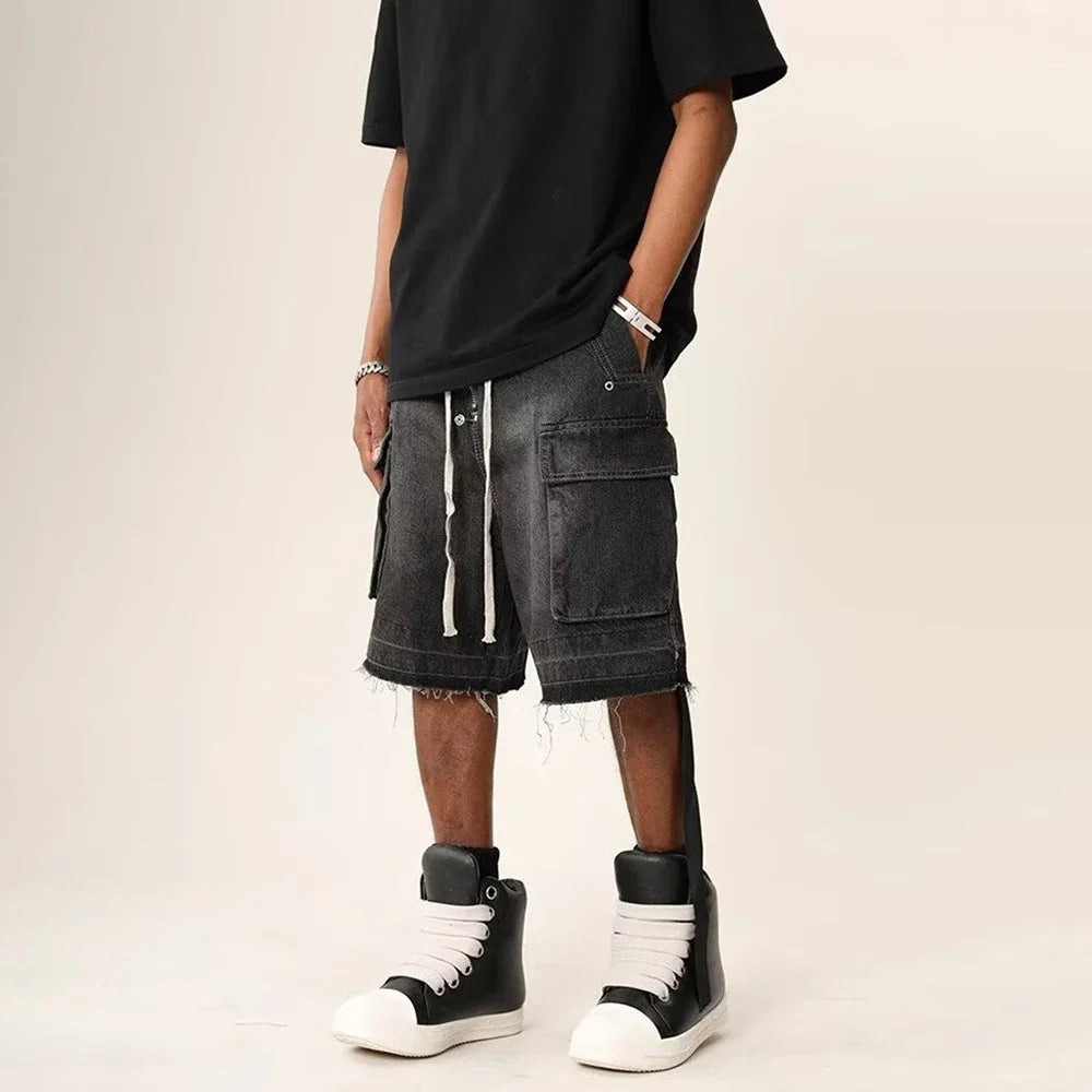 Essentielle Jeansshorts im amerikanischen Raw-Edge-Stil