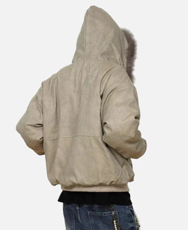 Mühelos: Pelzkapuzenjacke mit großen Taschen