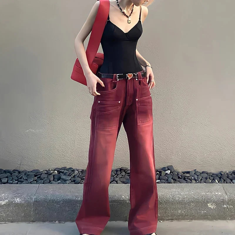 Jean rouge bordeaux style rétro européen