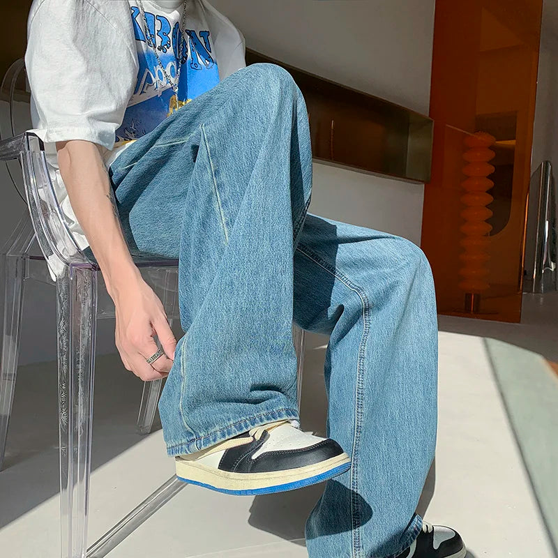 Weit geschnittene grüne Jeans aus Denim