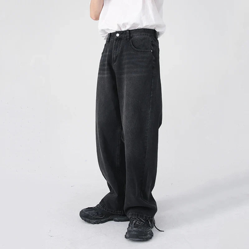 Weit geschnittene Vintage-Jeans mit geradem Bein