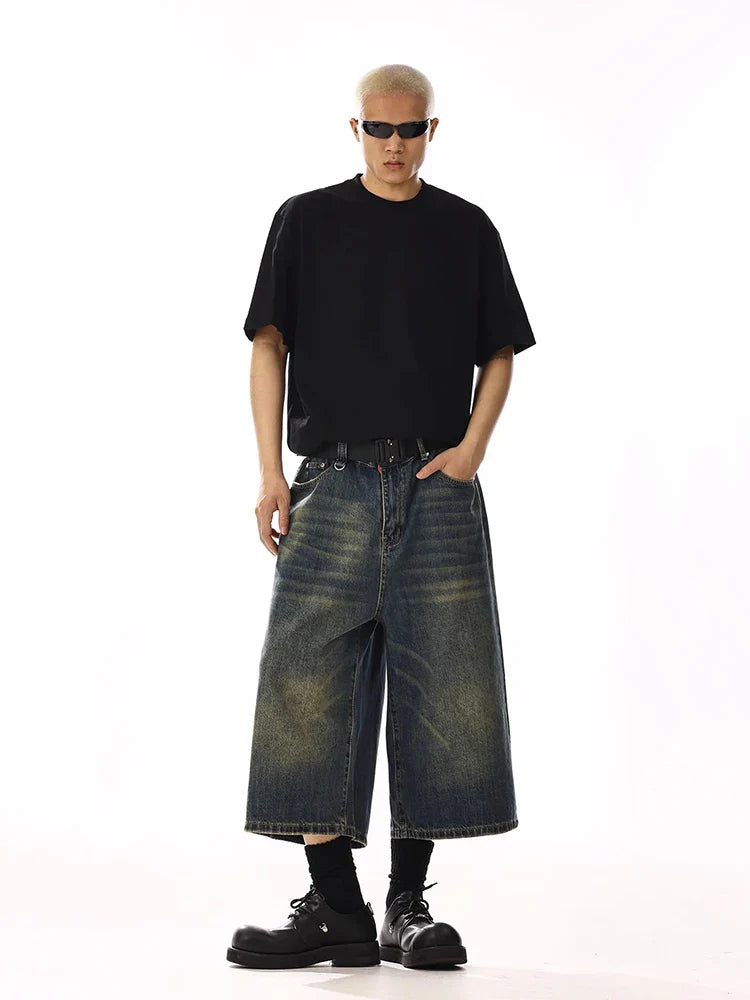 Short en jean vintage tendance, coupe ample et délavée