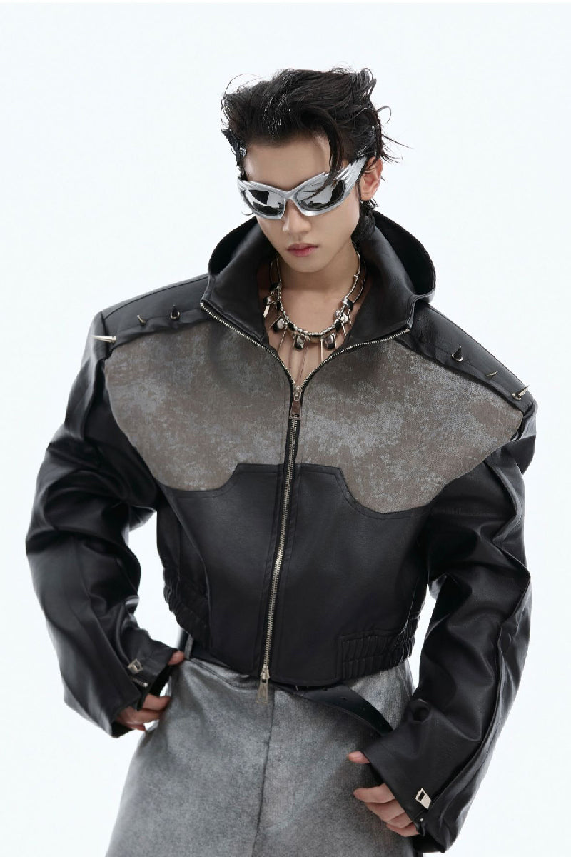 Asymmetrische, nietenbesetzte Punk-Lederjacke