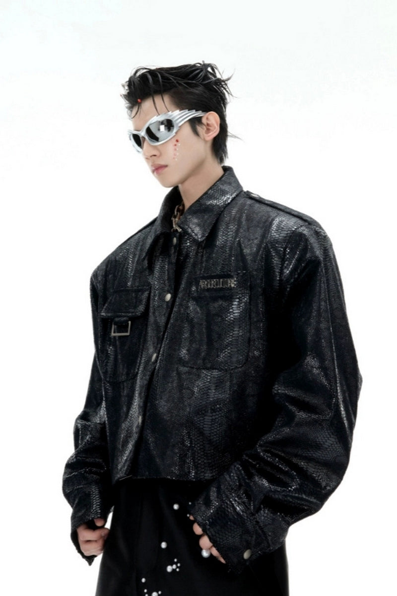 Veste brillante à motif serpent